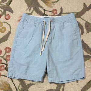Banana Republic Men’s light Blue Shorts, small